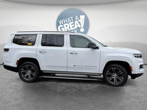2023 Jeep Grand Wagoneer Base
