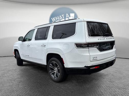 2023 Jeep Grand Wagoneer Base