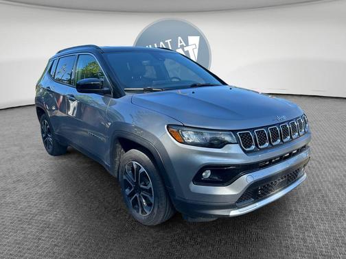 Billet Silver Metallic Clearcoat 2023 Jeep Compass Limited