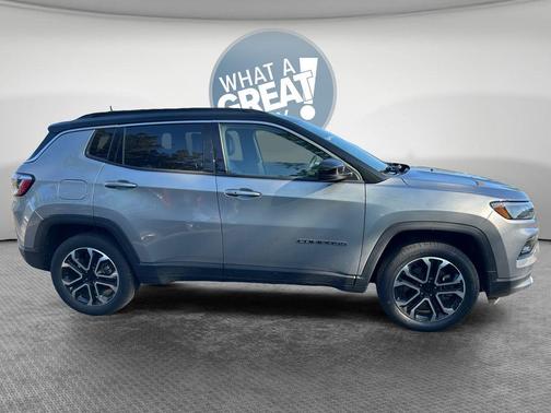 Billet Silver Metallic Clearcoat 2023 Jeep Compass Limited