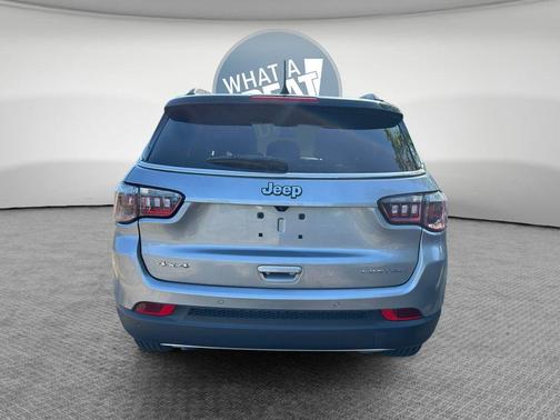 Billet Silver Metallic Clearcoat 2023 Jeep Compass Limited
