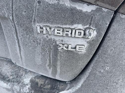 2019 Toyota Prius XLE