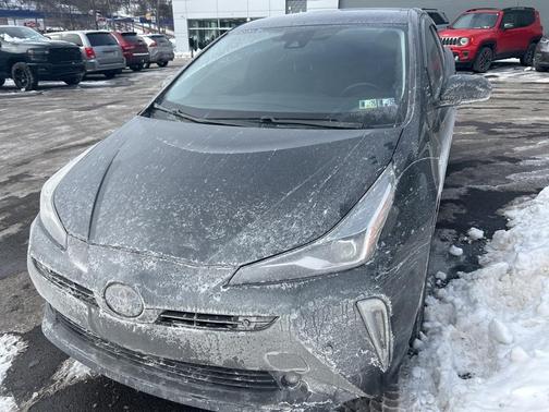 2019 Toyota Prius XLE