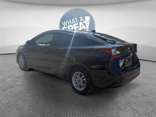 2019 Toyota Prius XLE