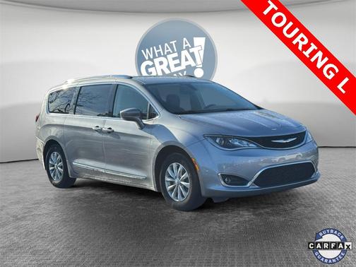 2019 Chrysler Pacifica Touring-L
