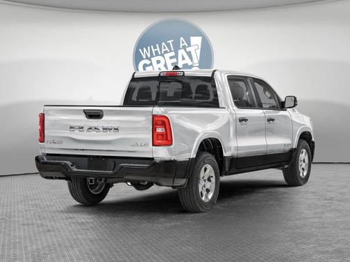 Bright White Clearcoat 2026 RAM 1500 Big Horn/Lone Star