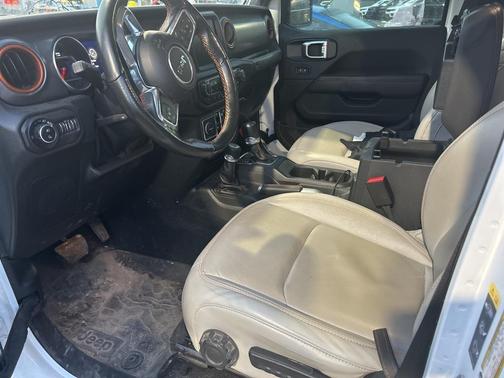 2022 Jeep Gladiator Mojave