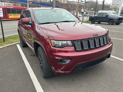 2022 Jeep Grand Cherokee WK Laredo