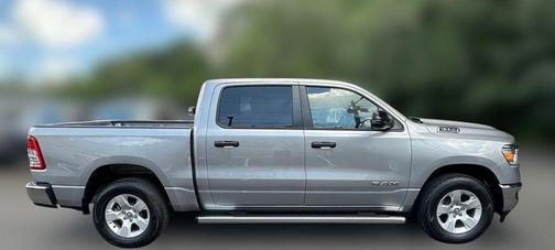 2024 RAM 1500 Big Horn Crew Cab 4x4 57' Box