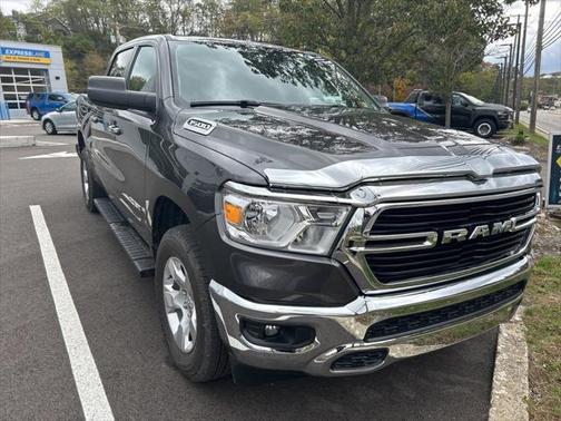 2019 RAM 1500 Big Horn/Lone Star Crew Cab 4x4 57' Box