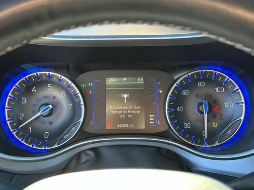 2020 Chrysler Pacifica Touring-L