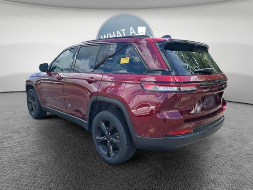 Velvet Red Pearlcoat 2024 Jeep Grand Cherokee Limited