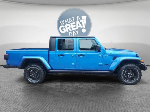 2026 Jeep Gladiator Sport