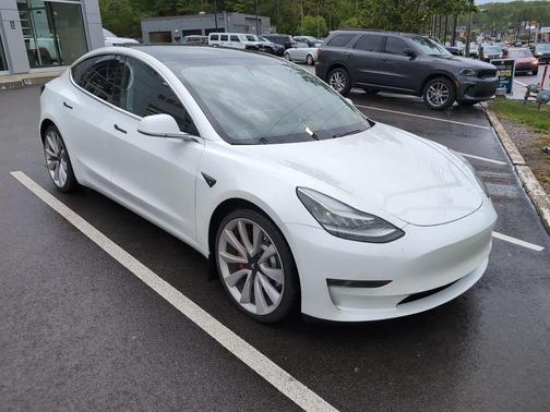 Pearl White Multi 2019 Tesla Model 3 Performance