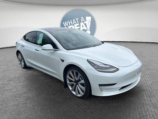 Pearl White Multi 2019 Tesla Model 3 Performance
