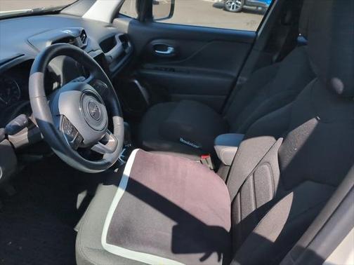 2022 Jeep Renegade Latitude 4x4
