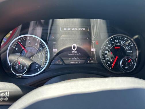 Delmonico Red Pearlcoat 2022 RAM 1500 Big Horn