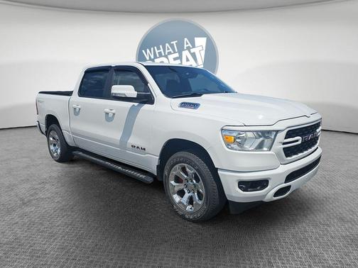 Bright White Clearcoat 2022 RAM 1500 Big Horn