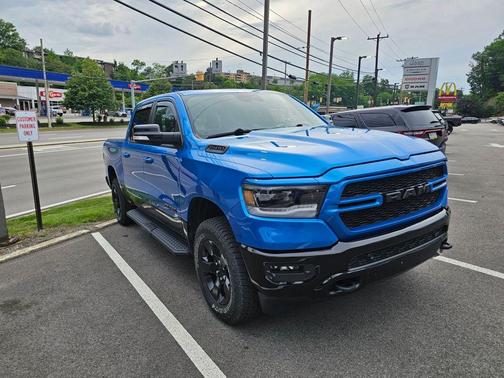 Hydro Blue Pearlcoat 2022 RAM 1500 Big Horn
