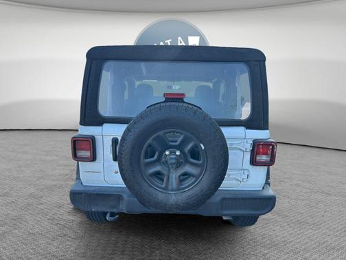 Bright White Clearcoat 2024 Jeep Wrangler Sport