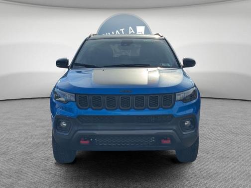 Hydro Blue Pearlcoat 2026 Jeep Compass Trailhawk