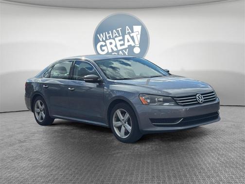 2014 Volkswagen Passat Wolfsburg Ed