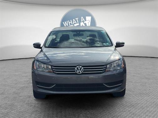 2014 Volkswagen Passat Wolfsburg Ed