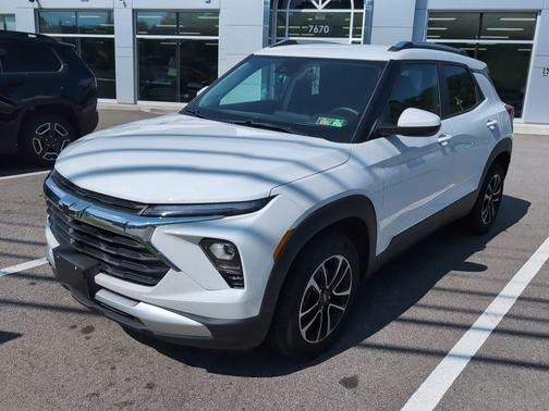 Summit White 2026 Chevrolet Trailblazer LT