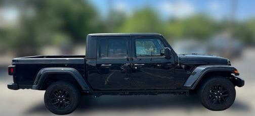 2022 Jeep Gladiator Altitude 4x4