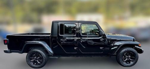 2022 Jeep Gladiator Altitude 4x4