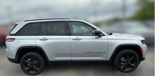 2025 Jeep Grand Cherokee Altitude X 4x4
