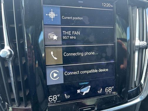 Crystal White Pearl Metallic 2018 Volvo S90 T6 Momentum