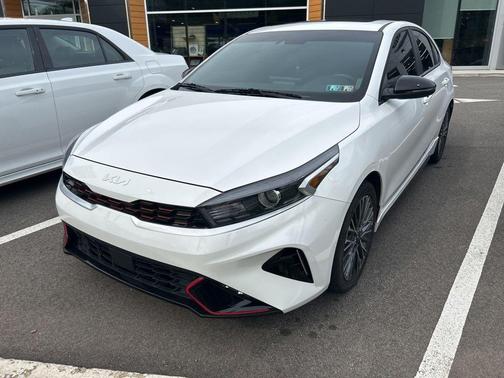 Snow White Pearl 2024 Kia Forte GT-Line