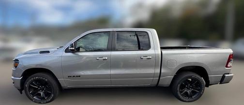 2022 RAM 1500 Big Horn Crew Cab 4x4 57' Box