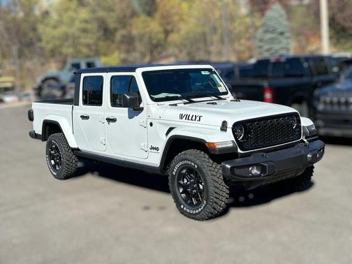 2026 Jeep Gladiator Sport