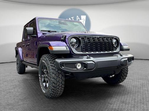 2026 Jeep Gladiator Sport