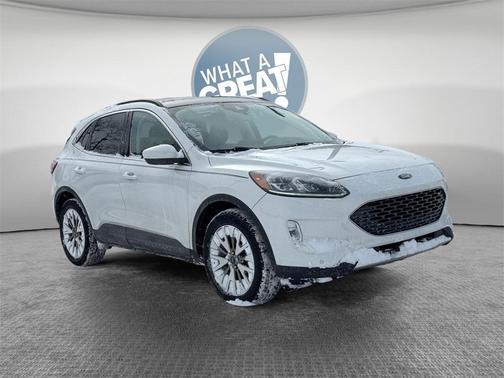 2022 Ford Escape Titanium