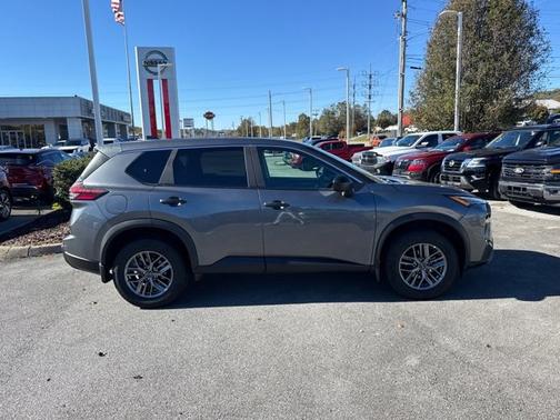 2025 Nissan Rogue S