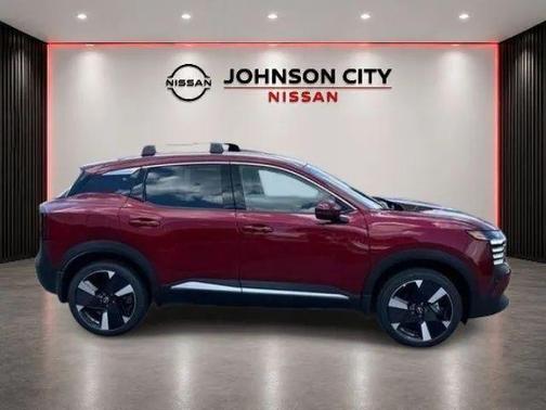 Scarlet Ember Tintcoat 2026 Nissan Kicks SR