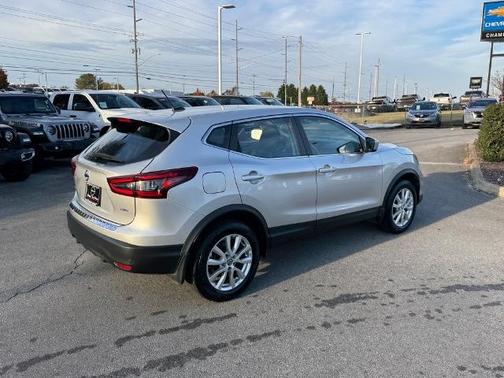 2022 Nissan Rogue Sport S