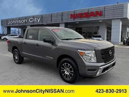 2024 Nissan Titan SV