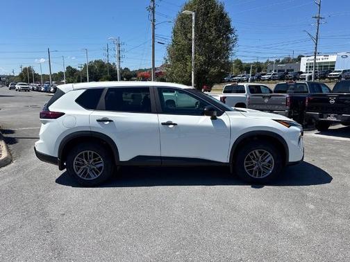 2025 Nissan Rogue S