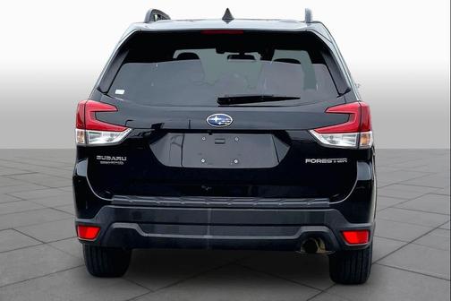 Crystal Black Silica 2019 Subaru Forester Premium