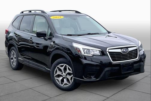 Crystal Black Silica 2019 Subaru Forester Premium