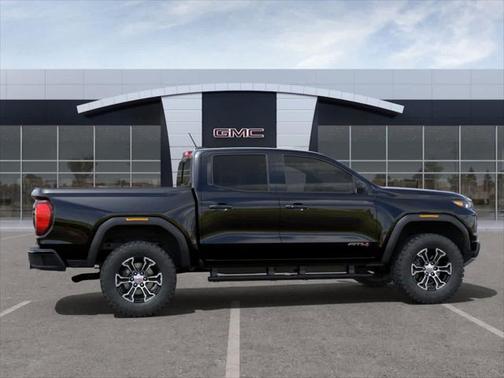 2025 GMC Canyon Base