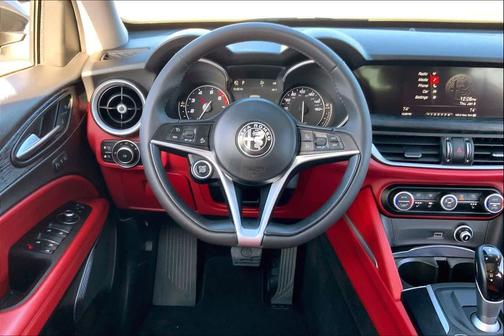 2019 Alfa Romeo Stelvio Base