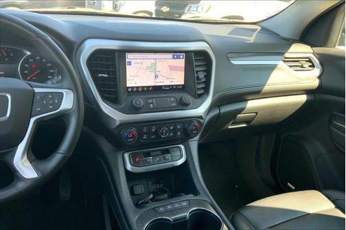 2022 GMC Acadia AWD SLT