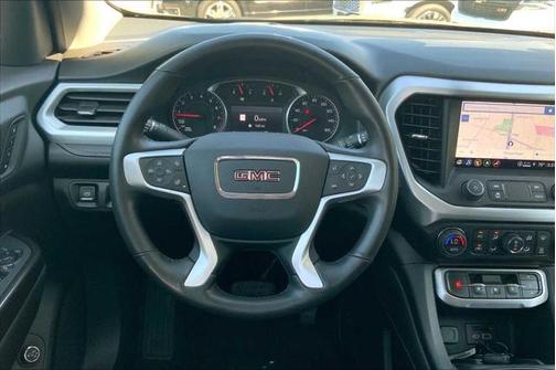 2022 GMC Acadia AWD SLT