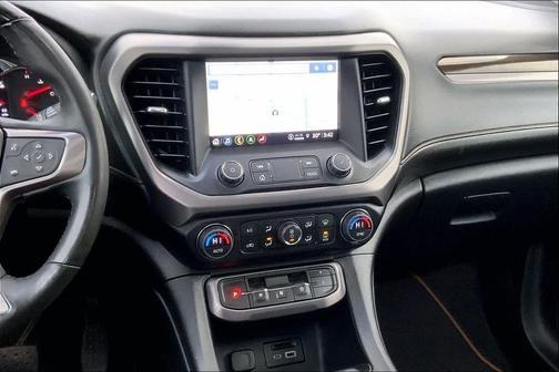 2023 GMC Acadia AWD AT4