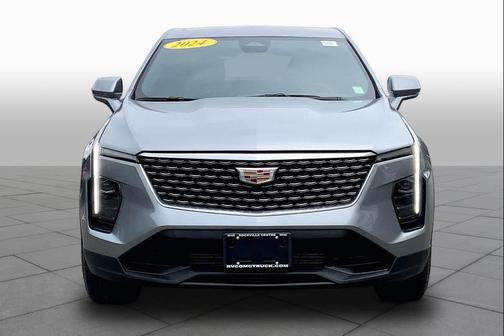 Argent Silver Metallic 2024 Cadillac XT4 Luxury